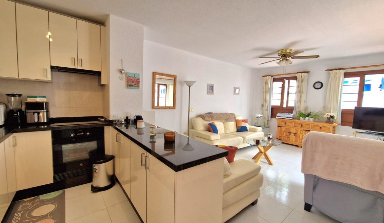ApartmentinRoyalPalm10_0