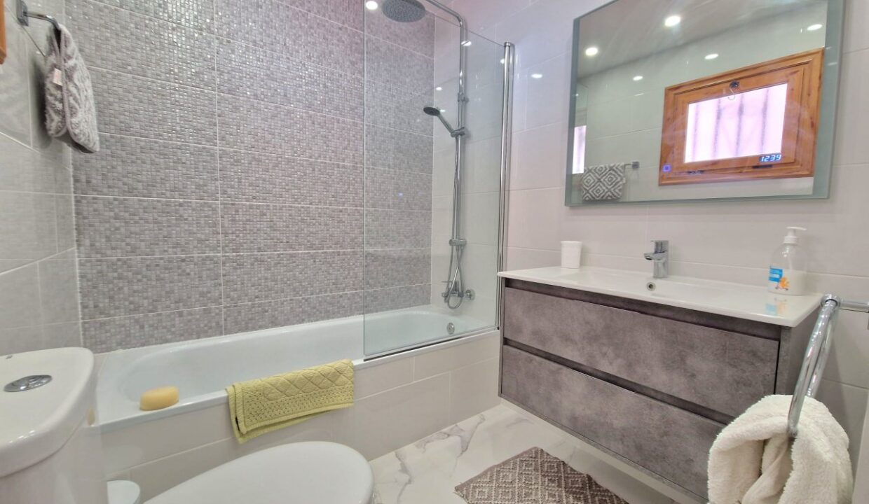 ApartmentinRoyalPalm2