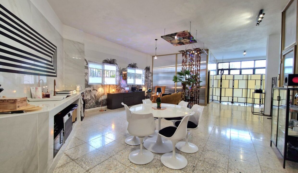 HouseinLosMenores10_0