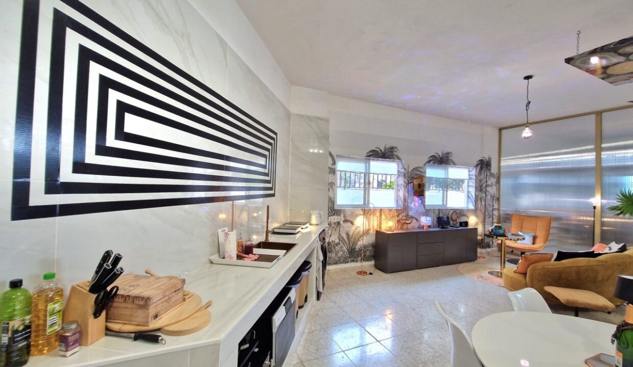 HouseinLosMenores9_0