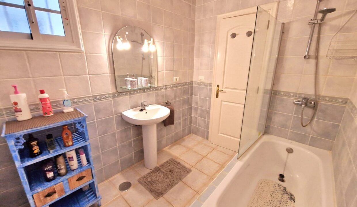 ApartmentinElMirador1