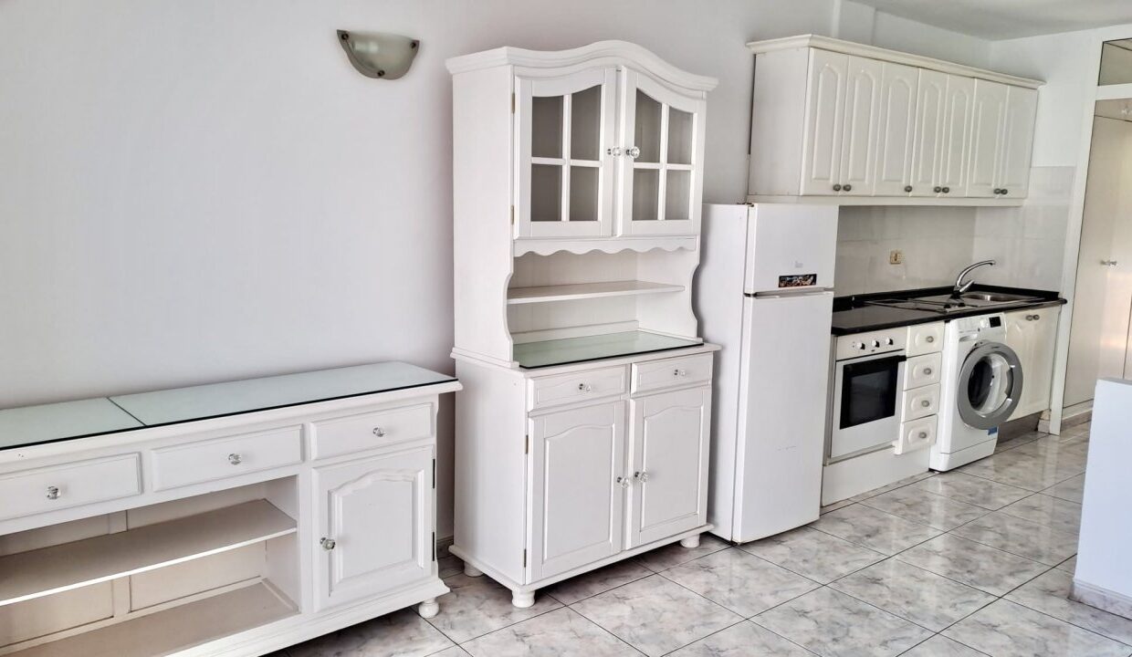 StudioApartmentMarinaPrimavera5