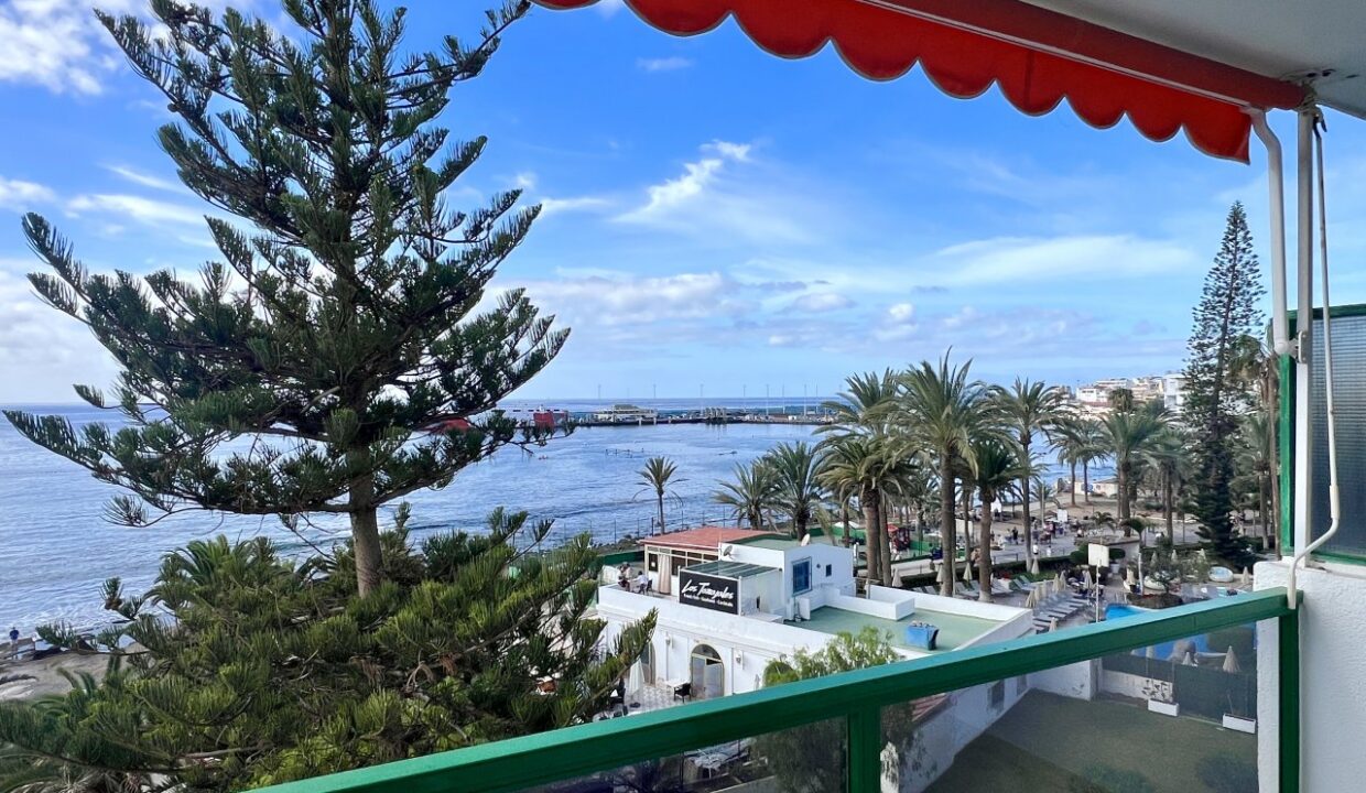 StudioApartmentComodoro3