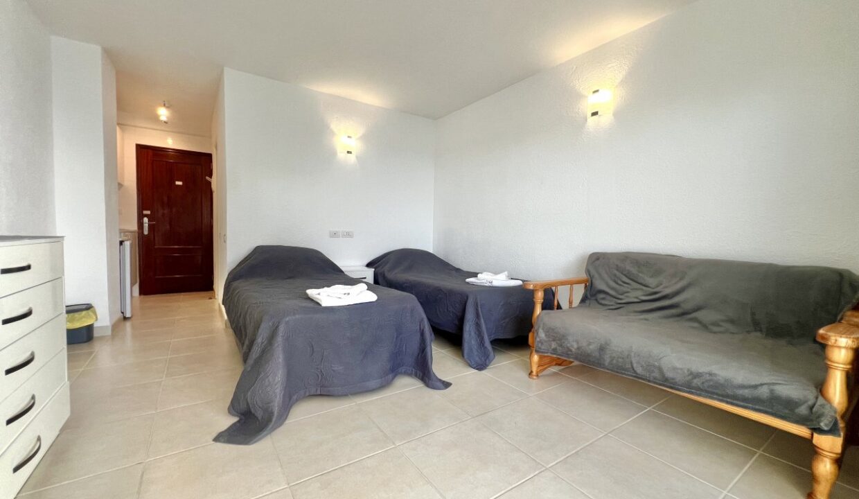 StudioApartmentComodoro8