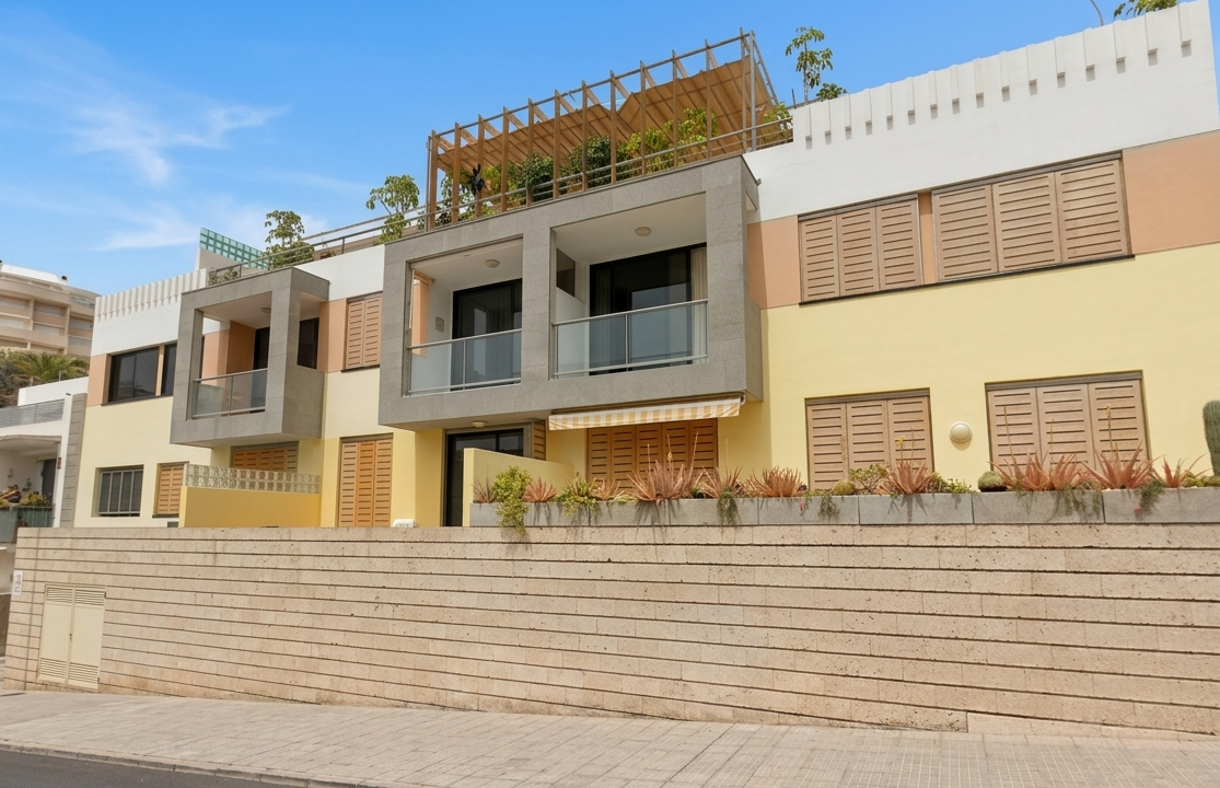 neptuno-la-caleta-building