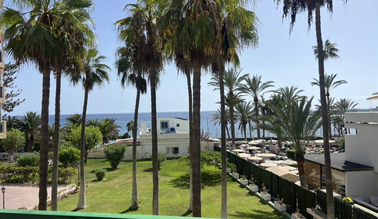 studio-apartment-comodoro-los-cristianos10