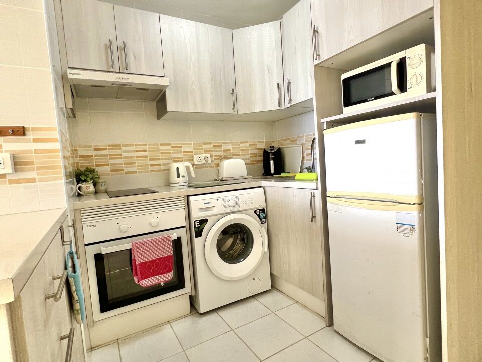 studio-apartment-comodoro-los-cristianos5