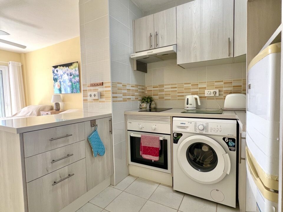studio-apartment-comodoro-los-cristianos6