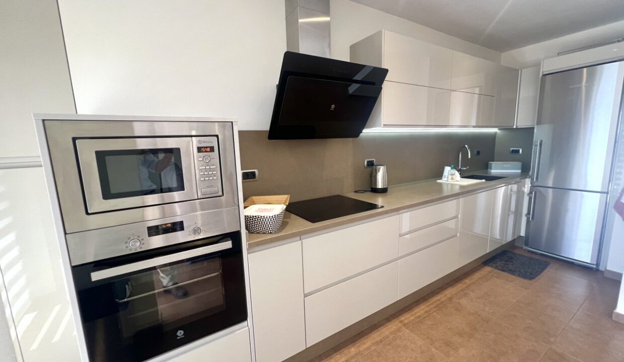 apartment-cantarero-la-caleta-kitchen1